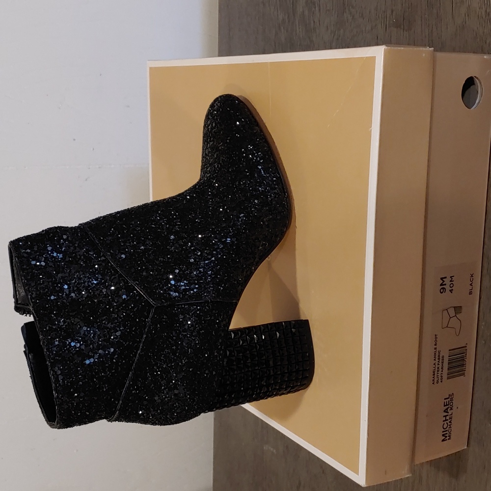 Michael Kors size 9 black sequined boots